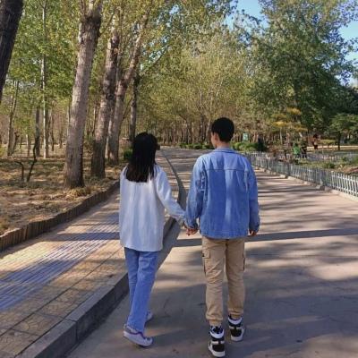 简单大方有创意的情侣网名，好听到爆有深意的情侣名-第2张图片-