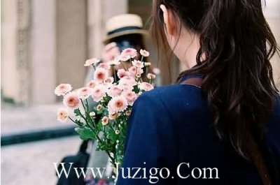 ​时间沉默如迷，却是一切的解答