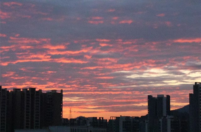 伤感网名女生冷淡带回忆的(优选65个)