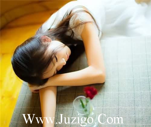 失恋想念对方的句子关于失恋的伤感句子(精选85句)